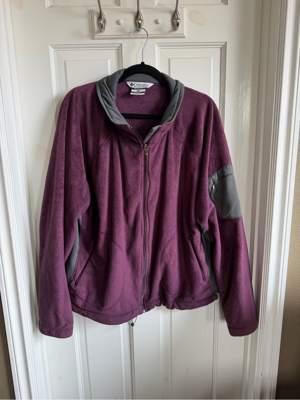 Columbia Plum and Gray Women's Fleece Jacket